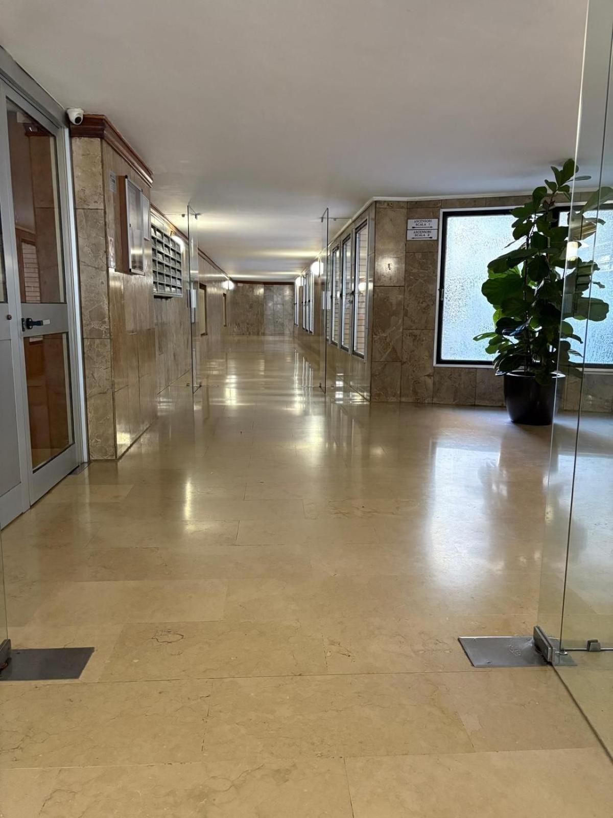 Appartamento Raffinato Trilocale In Zona Centro Milano